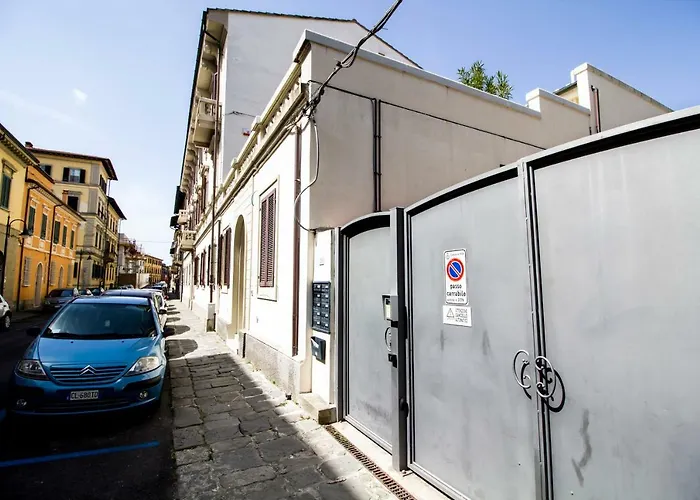 La Torre Holiday House By Tuscanywego