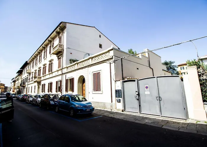 La Torre Holiday House By Tuscanywego